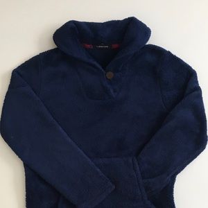 Lands end fluffy navy blue pullover.